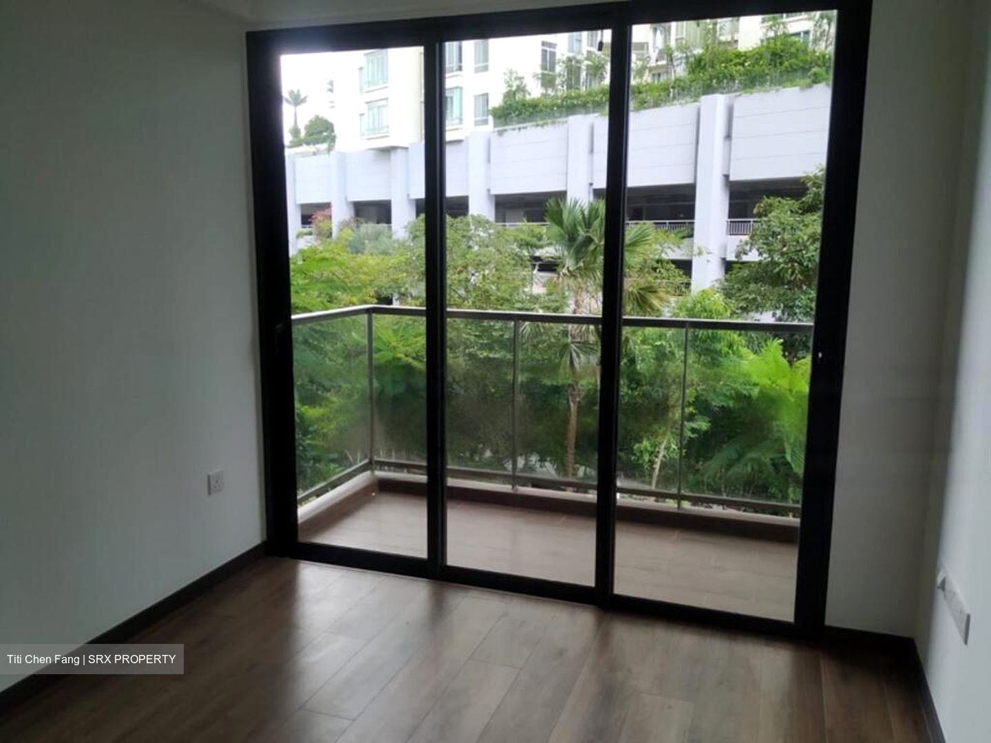 Lake Grande (D22), Condominium #562240101